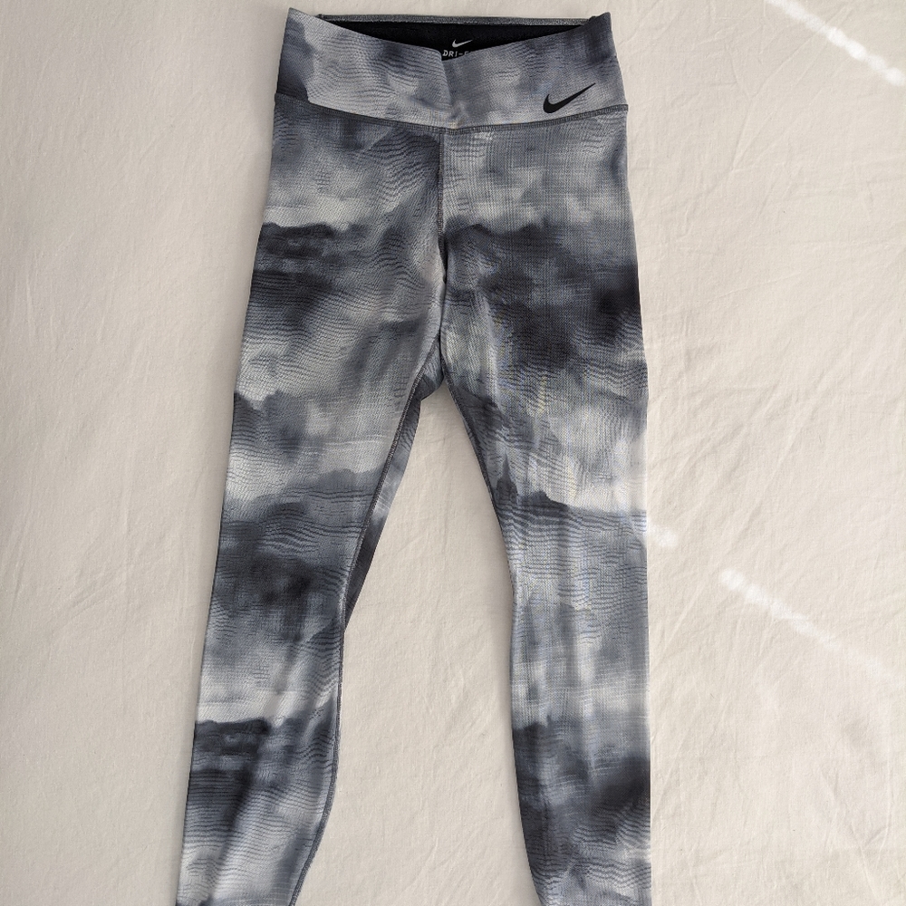 Nike Power Legendary 28" Mid-Rise Training Tights